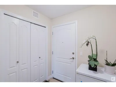 #415 12650 142 AV NW photo 20