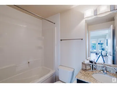 #415 12650 142 AV NW photo 30