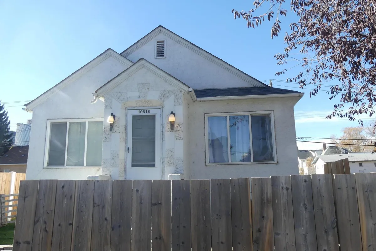 10618 96 ST NW NW exterior