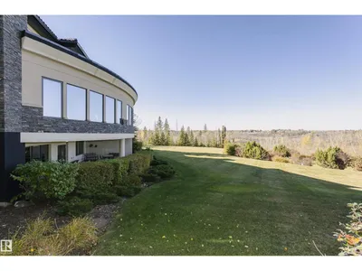 19103 ELLERSLIE RD SW photo 4