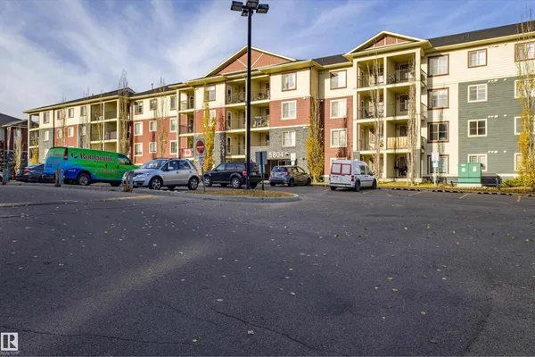 #201 5804 MULLEN PL NW photo 2