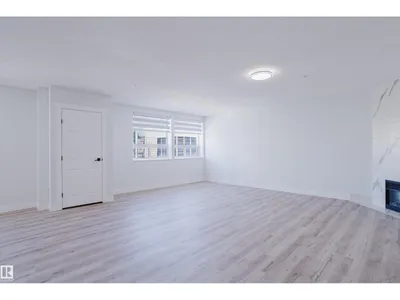 #703 9919 105 ST NW photo 34