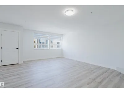 #703 9919 105 ST NW photo 38