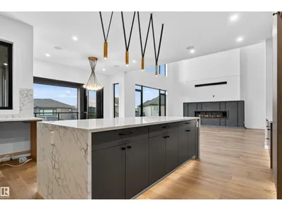 4712 KNIGHT CL SW photo 23
