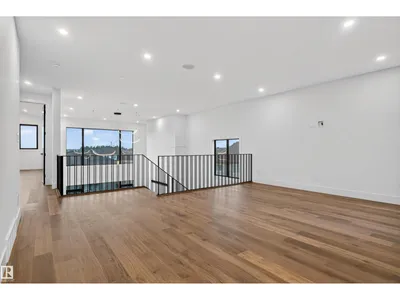 4712 KNIGHT CL SW photo 36