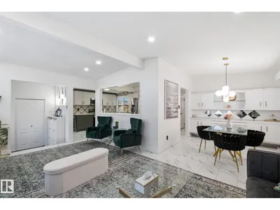 8043 135 AV NW photo 9