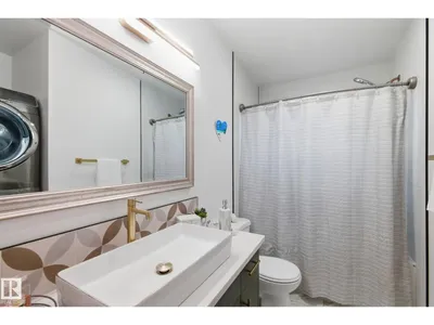 8043 135 AV NW photo 20