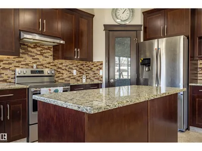 3611 14 ST NW photo 16