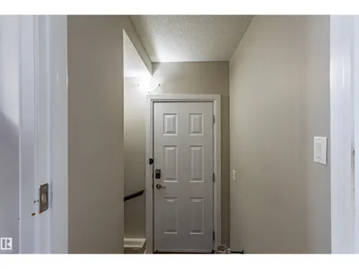 3611 14 ST NW photo 29