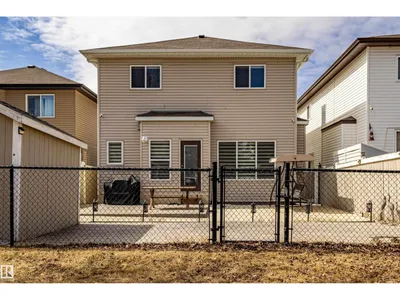3611 14 ST NW photo 44