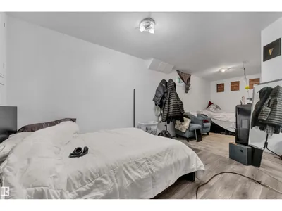 #7 14115 82 ST NW photo 20