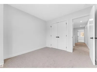 7934 77 AV NW photo 24