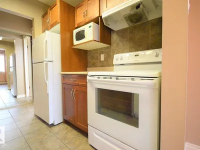#203 5125 RIVERBEND RD NW photo 8