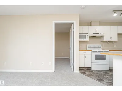 #524 10535 122 ST NW photo 13