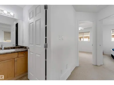 #48 2503 24 ST NW photo 14