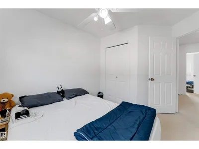 #48 2503 24 ST NW photo 16