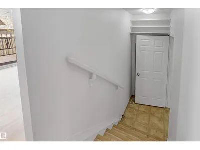 #48 2503 24 ST NW photo 24
