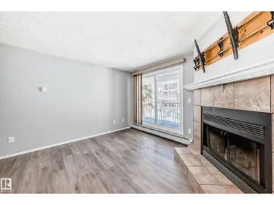 #202 328 Woodbridge WY photo 12