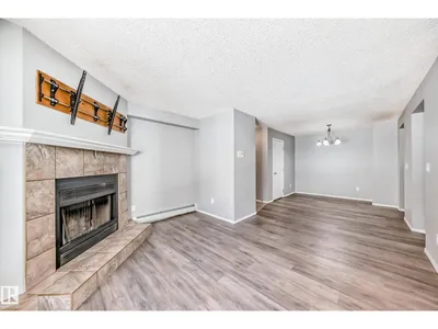 #202 328 Woodbridge WY photo 16