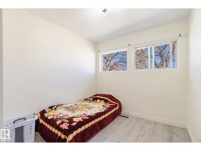 10531 128 AV NW photo 15