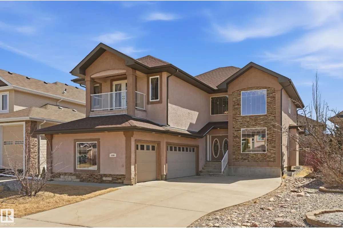 3105 65 ST exterior