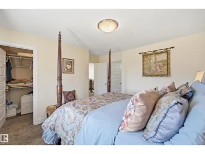 3105 65 ST photo 36