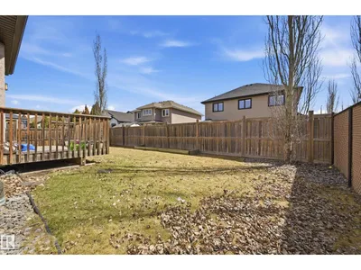 3105 65 ST photo 42