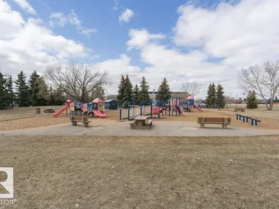 14304 32 ST NW photo 54