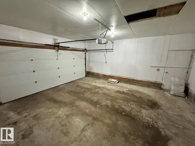 18404 66 AV NW photo 29