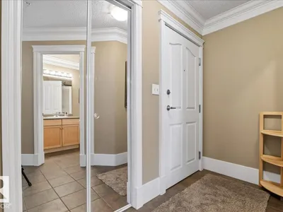#701 9707 105 ST NW photo 17