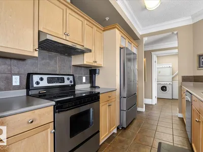 #701 9707 105 ST NW photo 31