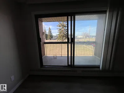 #205 51 BROWN ST photo 14
