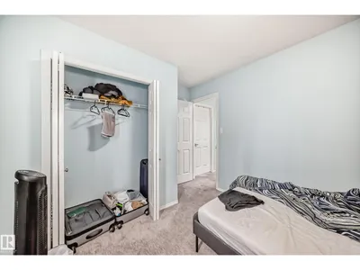 10711A 95 ST NW photo 47