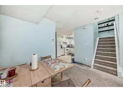 10711A 95 ST NW photo 66