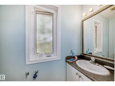 10711A 95 ST NW photo 46
