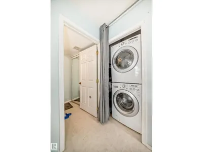 10711A 95 ST NW photo 58