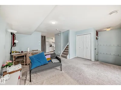 10711A 95 ST NW photo 62