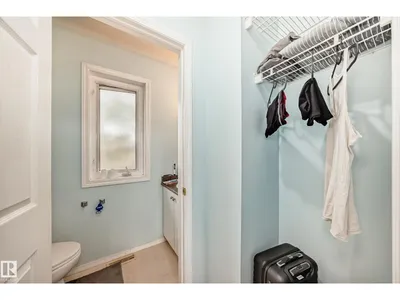 10711A 95 ST NW photo 52