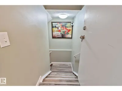 9512 154 ST NW photo 25