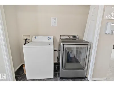 9512 154 ST NW photo 45