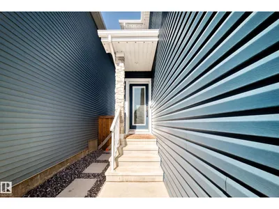 143 LARCH CR photo 4