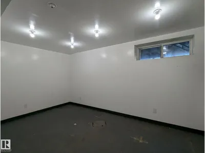 11725 83 ST NW photo 26