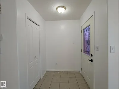 11725 83 ST NW photo 4