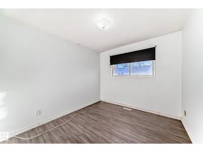 9623/9625 73 AV NW NW photo 20