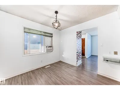 9623/9625 73 AV NW NW photo 19