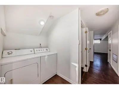 9623/9625 73 AV NW NW photo 49
