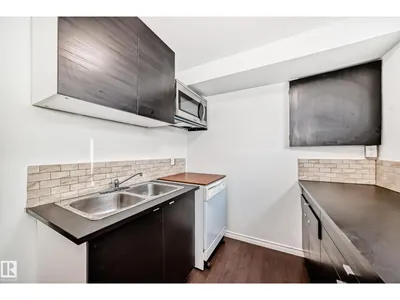 9623/9625 73 AV NW NW photo 37