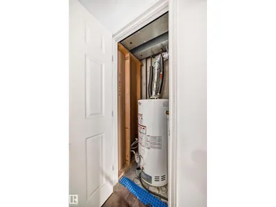 9623/9625 73 AV NW NW photo 52