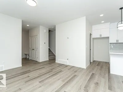 2308 160 ST SW photo 9