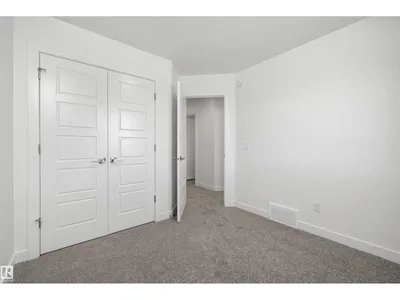 1044 CRISTALL CR SW photo 28